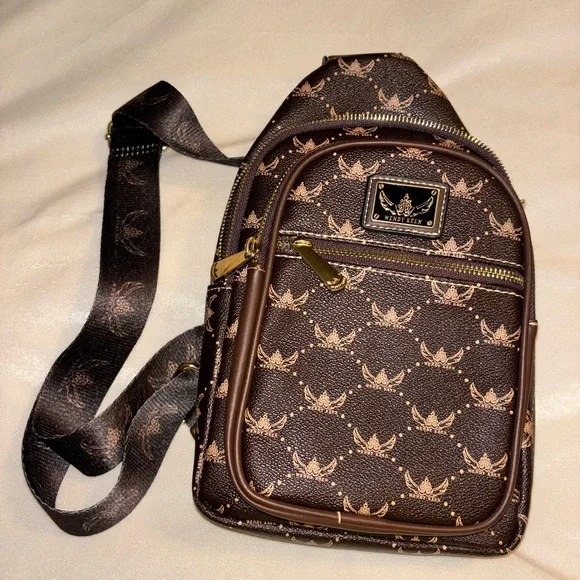 Wendy Keen Brown Belt Bag w Metallic Accents - Picture 1 of 5